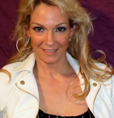 Cassandra Pearce's avatar