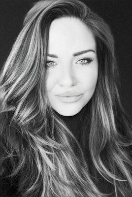 Shayna Davidov Hanson's avatar